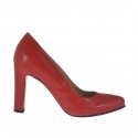 Woman's pump in red leather with inner platform and heel 9