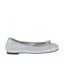 Woman's ballerina shoe with rounded tip and bow in laminated silver printed suede heel 1