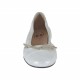 Ballerinaschuh mit runder Spitze und Schleife für Damen aus laminiertem silberfarbenem gedrucktem Wildleder Absatz 1 - Verfügbare Größen:  33
