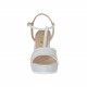 Sandalia para mujer en charol blanco y tejido laminado plateado con cinturon salomé, plataforma y cuña 8 - Tallas disponibles:  42, 43
