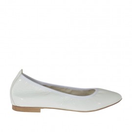 Zapato bailarina a punta para mujer en charol blanco tacon 1 - Tallas disponibles:  32, 33