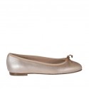 Woman's ballerina shoe with bow in rose laminated leather heel 1