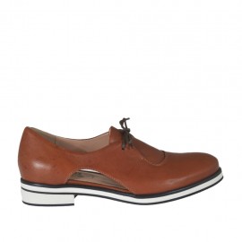 Zapato abierto al lado con cordones para mujer en piel marron tacon 2 - Tallas disponibles:  32, 46