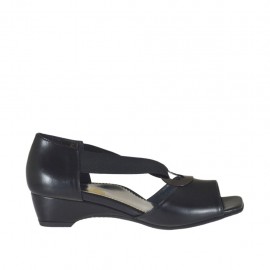 Chaussure ouverte pour femmes avec elastique et cercle métallique en cuir noir talon compensé 3 - Pointures disponibles:  32, 43