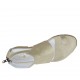 Scarpa aperta infradito da donna con cerniera in pelle laminata platino tacco 1 - Misure disponibili: 33, 34, 42