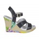 Sandalia para mujer en piel negra y imprimida floreal con cinturon, plataforma y cuña 9 - Tallas disponibles:  42, 43