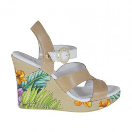 Sandalo da donna in pelle bianca e beige e stampata floreale con cinturino e plateau con zeppa 9 - Misure disponibili: 43