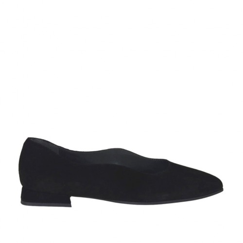 Decolté a punta da donna in camoscio nero tacco 1 - Misure disponibili: 33
