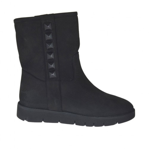 Bottines pour femmes avec goujons en cuir nabuk noir talon compensé 3 - Pointures disponibles:  33