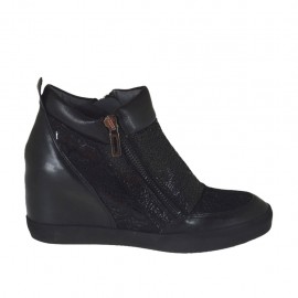 Damenschuh mit Reissverschlüssen aus schwarzem Leder, bedrucktem Lackleder und Spitze Keilabsatz 7 - Verfügbare Größen:  42