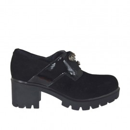 Zapato cerrado para mujer con elastico y piedras en gamuza y charol negro tacon 6 - Tallas disponibles:  42