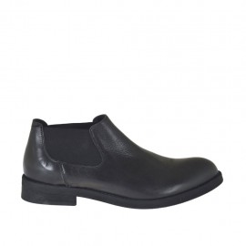 Chaussure fermée pour hommes avec elastiques en cuir noir - Pointures disponibles:  37, 38, 48