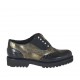 Zapato para mujer con cremallera, elasticos y tachuelas en piel cepillada negra y piel imprimida laminada oro tacon 3 - Tallas disponibles:  43