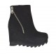 Botines para mujer con cremallera y plataforma en piel nabuk de color negro cuña 9 - Tallas disponibles:  42, 43