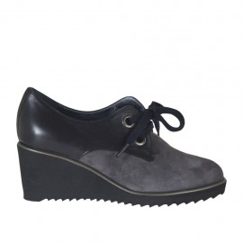 Scarpa stringata da donna in camoscio grigio e pelle nera zeppa 6 - Misure disponibili: 42