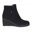 Woman's ankle boot with zipper and buckle in black suede wedge heel 6