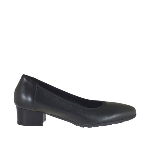 Decolté da donna in pelle nera tacco 3 - Misure disponibili: 32