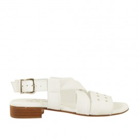 Sandalia para mujer con tachuelas en piel blanca tacon 2 - Tallas disponibles:  34