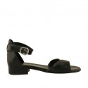 Scarpa aperta da donna in pelle nera e bronzo con cinturino tacco 2