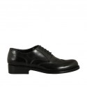 Chaussure richelieu élégant avec bout golf pour hommes en cuir noir