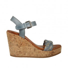 Sandalia para mujer con cinturon y plataforma en piel y piel trensada azul grisaceo y gris cuña 9 - Tallas disponibles:  42, 43, 44
