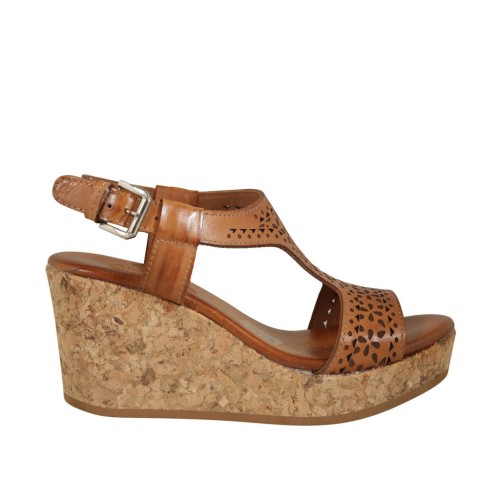 Sandalo da donna in pelle forata cuoio con plateau e zeppa 7 - Misure disponibili: 45
