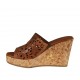 Mule ouvert pour femmes en cuir perforé brun talon compensé 9 - Pointures disponibles:  42