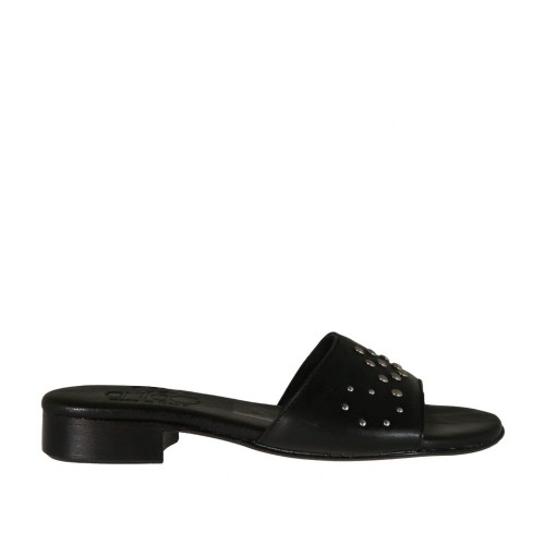 Offene Damenpantolette aus schwarzem Leder mit Nieten Absatz 2 - Verfügbare Größen:  32, 33, 42