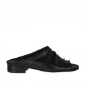 Woman's mules in black leather heel 2