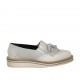 Mocassin pour femmes avec franges, elastiques et glands en cuir blanc et cuir imprimé argent talon compensé 3 - Pointures disponibles:  34, 44