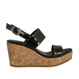 Sandale pour femmes en cuir verni noir avec plateforme et talon compensé 7 - Pointures disponibles:  43