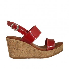 Sandalia para mujer en charol rojo con plataforma y cuña 7 - Tallas disponibles:  43