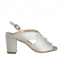 Woman's sandal with pearls in silver laminated leather heel 7