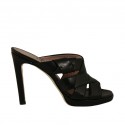 Woman's mules in black leather with platform and heel 9