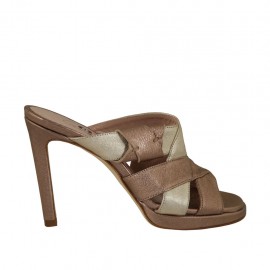 Mule pour femmes en cuir lamé bronze et platine avec plateforme et talon 9 - Pointures disponibles:  34