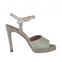 Sandalo con cinturino da donna con plateau in pelle laminata argento tacco 10