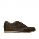 Men's laced sports shoe in taupe suede and grey leather and fabric