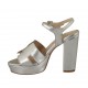 Sandalo da donna in pelle laminata argento con cinturino, plateau e tacco 10 - Misure disponibili: 32, 33, 42, 46