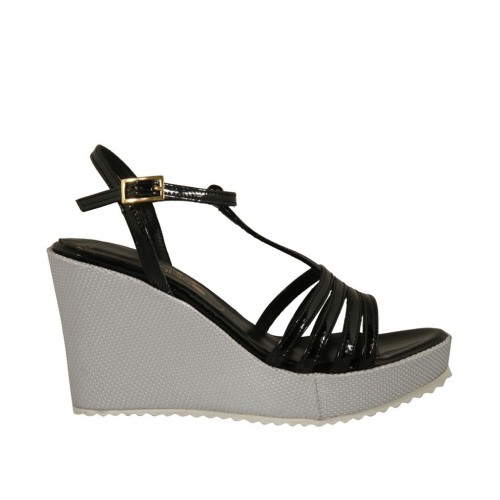 Sandalo da donna in vernice nera e tessuto laminato argento con cinturino charleston e plateau con zeppa 8 - Misure disponibili: 33, 34