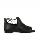 Woman's open shoe with laces in black leather heel 1