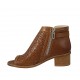 Zapato abierto en punta cerrado hasta el cuello para mujer con cremallera y hebilla en piel perforada color cuero tacon 4 - Tallas disponibles:  33, 43, 44