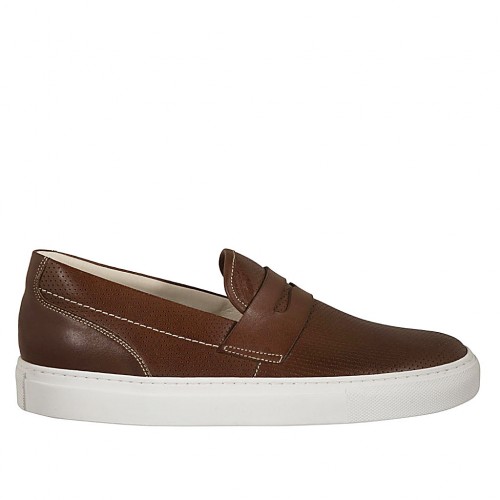 Mocassino casual da uomo in pelle forata marrone - Misure disponibili: 50, 51