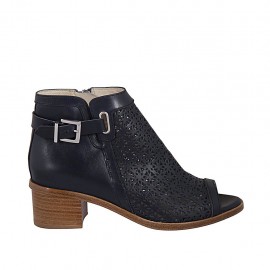 Zapato abierto en punta cerrado hasta el cuello para mujer con cremallera y hebilla en piel perforada azul oscuro tacon 4 - Tallas disponibles:  33, 34, 43, 44, 46
