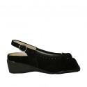 Woman's sandal with bow and removable insole in black suede wedge heel 4