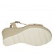 Sandalo da donna in camoscio forato beige e pelle laminata platino con cinturino zeppa 9 - Misure disponibili: 45