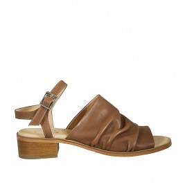 Sandalia para mujer con cinturon en piel avellana tacon 4 - Tallas disponibles:  42, 44