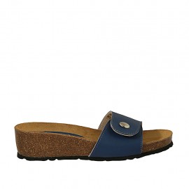 Sabot aperto da donna in pelle blu con bottone, velcro e zeppa 4 - Misure disponibili: 42, 43, 44