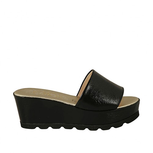 Mule ouvert pour femmes en cuir verni noir talon compensé 6 - Pointures disponibles:  43
