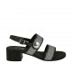 Sandalo da donna con cinturino, fasce e bottone di tessuto laminato argento e pelle nera tacco 4 - Misure disponibili: 42, 43, 45, 46