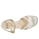 Sandalo da donna con cinturino in pelle bianca e vernice oro tacco 2 - Misure disponibili: 32, 43, 44